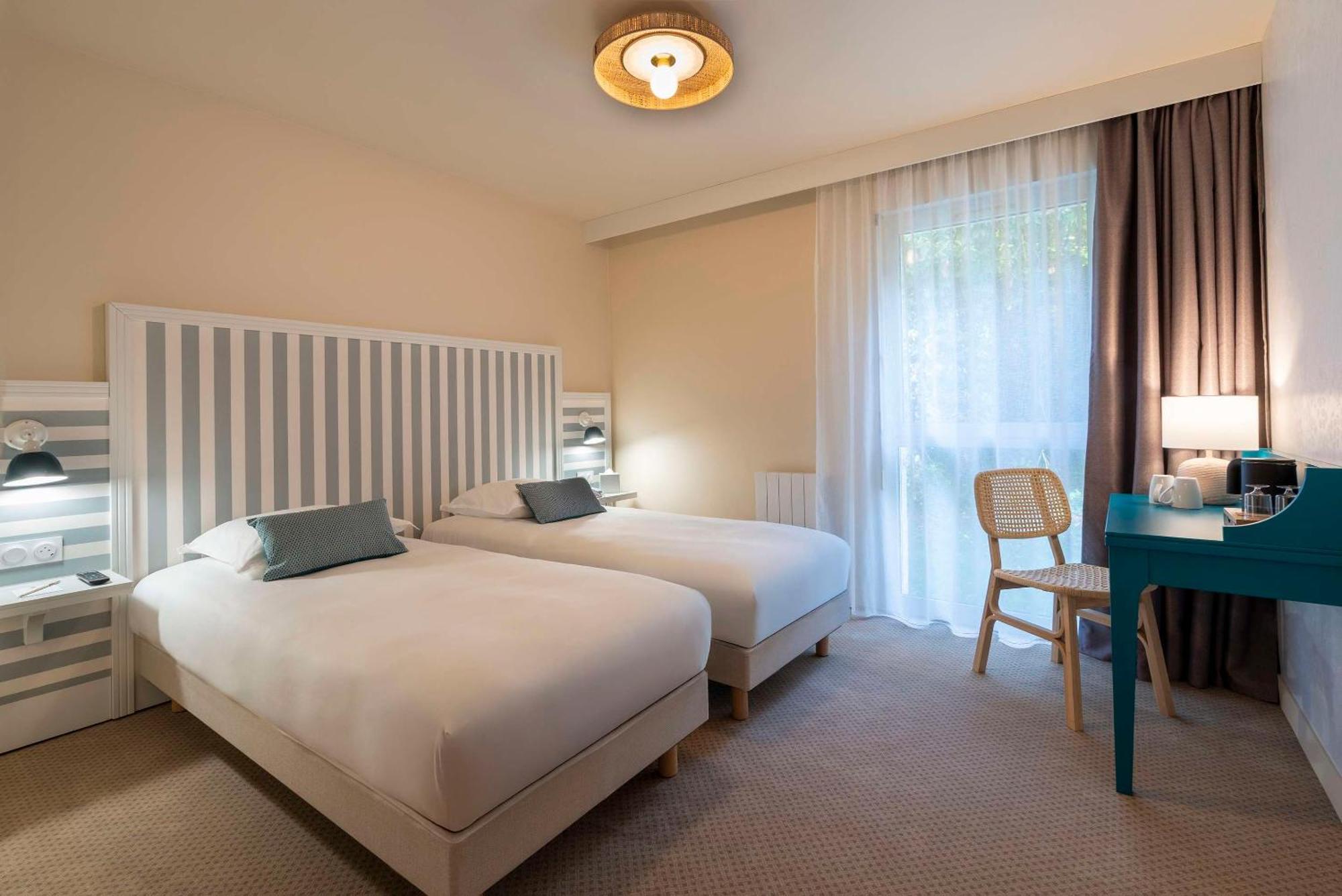 Best Western Flers Centre Gare Екстериор снимка
