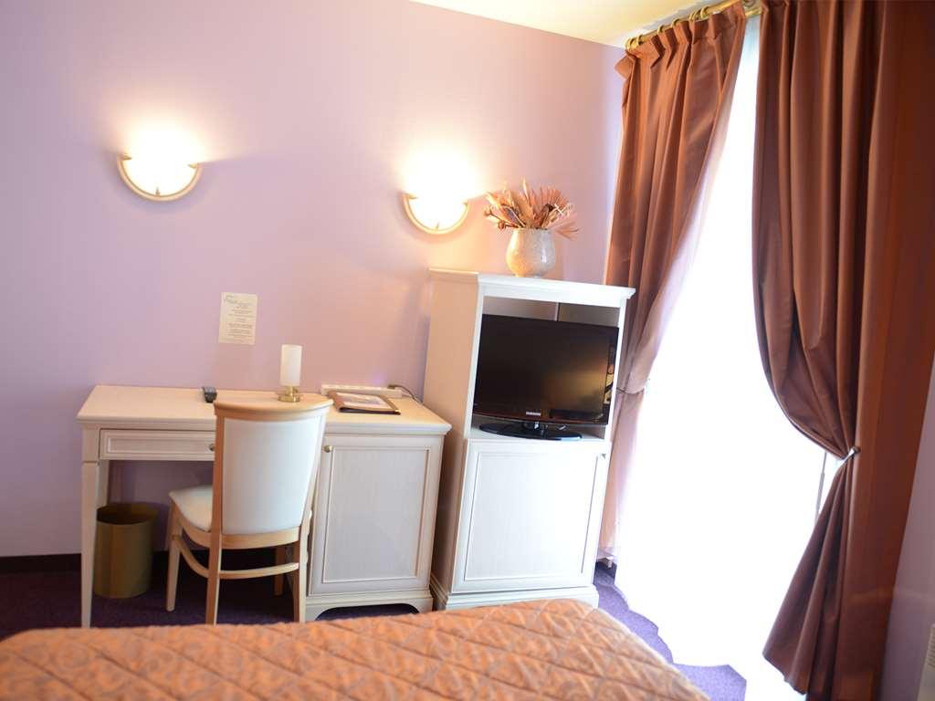 Best Western Flers Centre Gare Стая снимка
